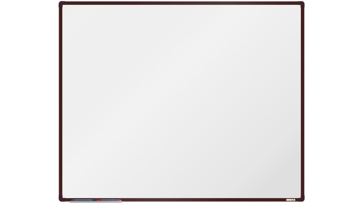 boardOK Bílá magnetická tabule s emailovým povrchem 150 × 120 cm, hnědý rám