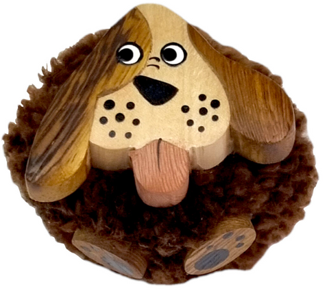 Obrázek produktu: Dřevěná magnetka velká - pompon Pes