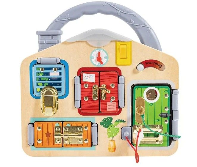 Hrací deska se zámečky