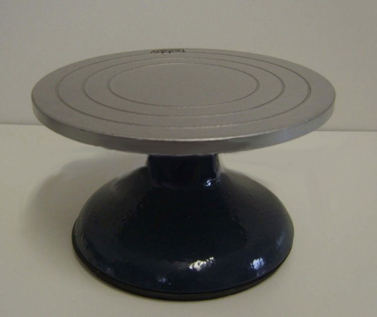 Levně Hrnčířský kroužek kovový - průměr 18 cm