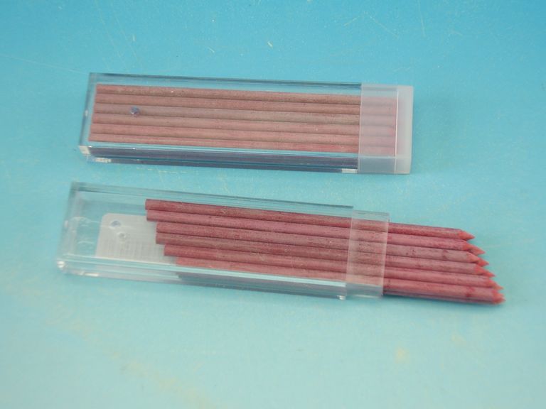 Koh-i-noor Tuhy do Scala pastelek - barva karmínová (3,2 mm × 90 mm), 12 kusů