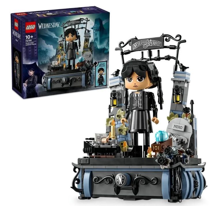 LEGO Wednesday Addams figurka
