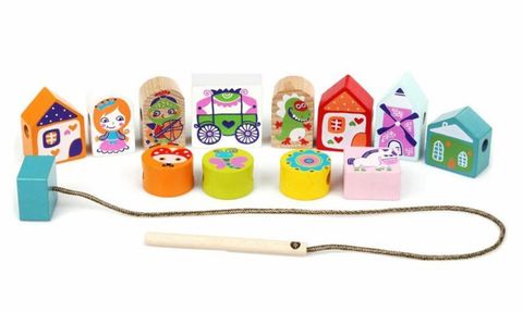 Obrázek produktu: Navlékací pohádka - navlékací set - 13 dřevěných dílů a 8 předloh